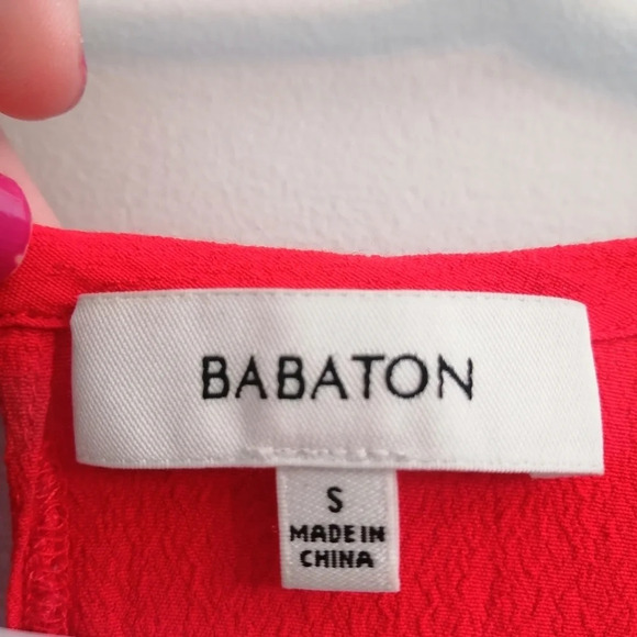 Aritzia Babaton Half Sleeve Red Crepe Blouse with Side Slits Small - Picture 14 of 16